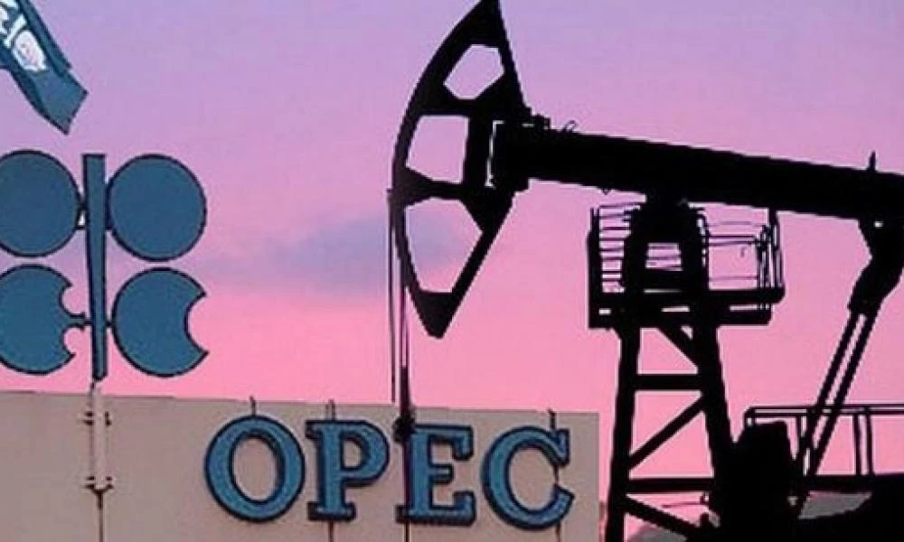 Ρωσία προς OPEC: Να σταματήσουν οι περικοπές στην παραγωγή πετρελαίου